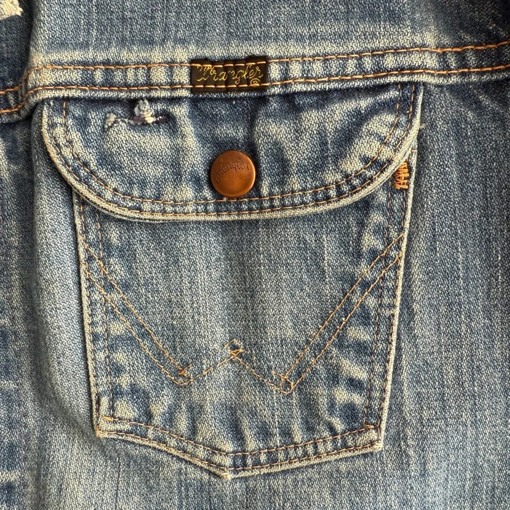 Wrangler VTG Made in USA Black Label Hand Embroidered Hippie Trucker Jacket M‎ - Picture 9 of 14